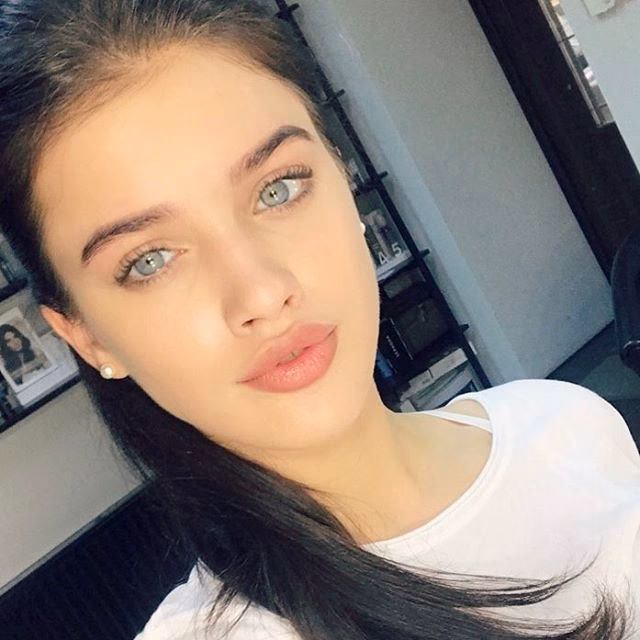 ¿Qué actriz tiene los ojos azules?