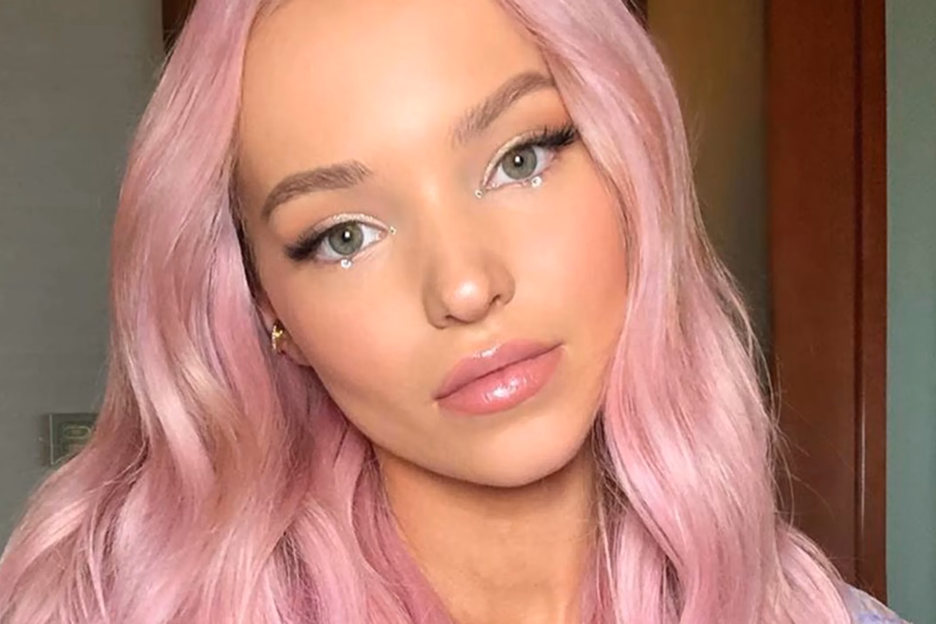 ¿Qué novela hizo Sebastián Estevanez?