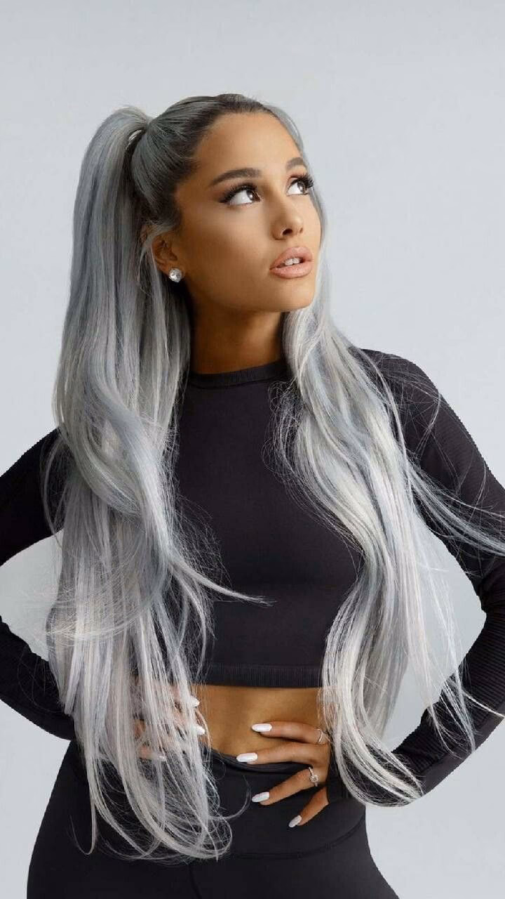 ¿Qué rubio usa Ariana Grande?