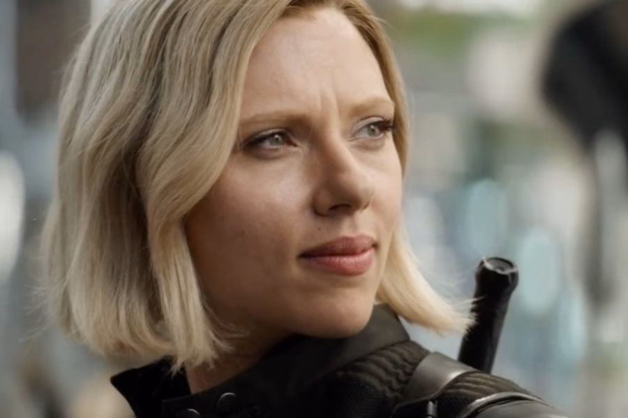 ¿Por qué Black Widow se tiñe el pelo de rubio?
