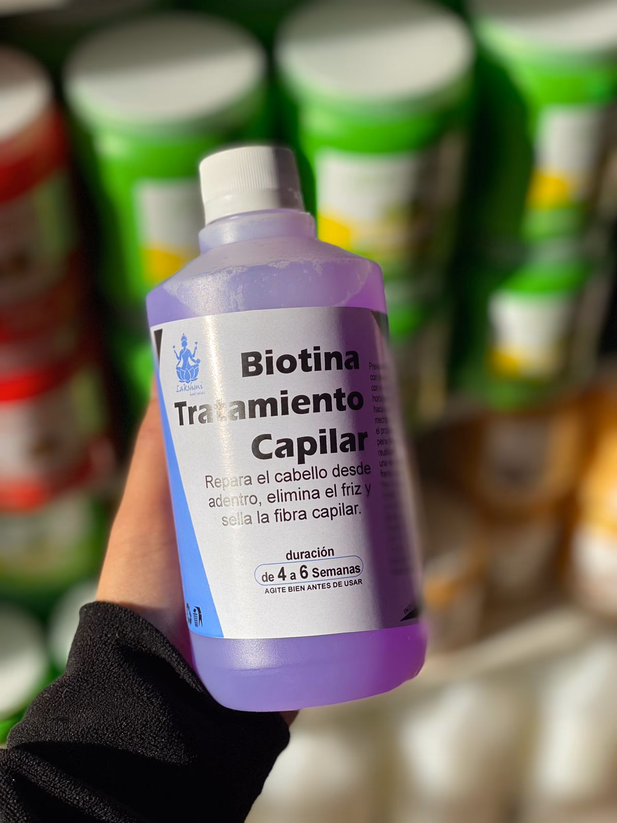 ¿Cuánto tiempo debo tomar biotina para el cabello?