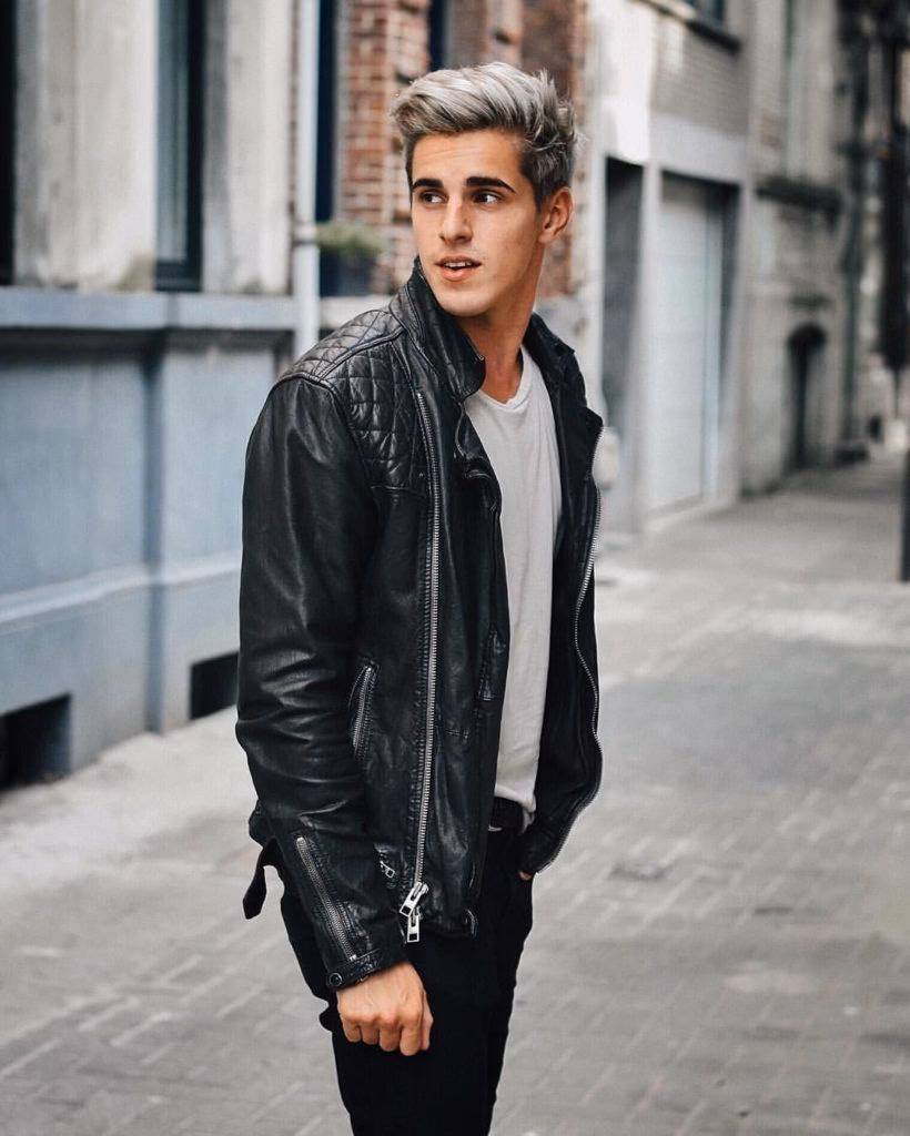 ¿Por qué tengo una hebra gris en mi cabello?