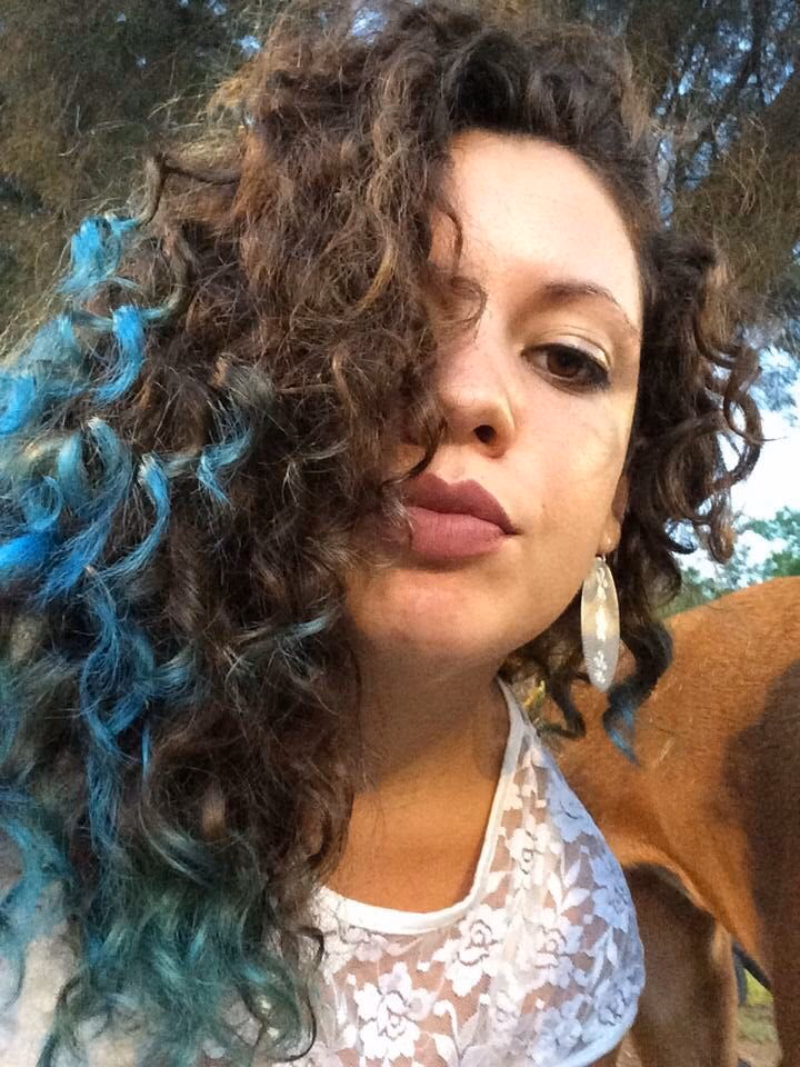 ¿Qué color neutraliza al azul?