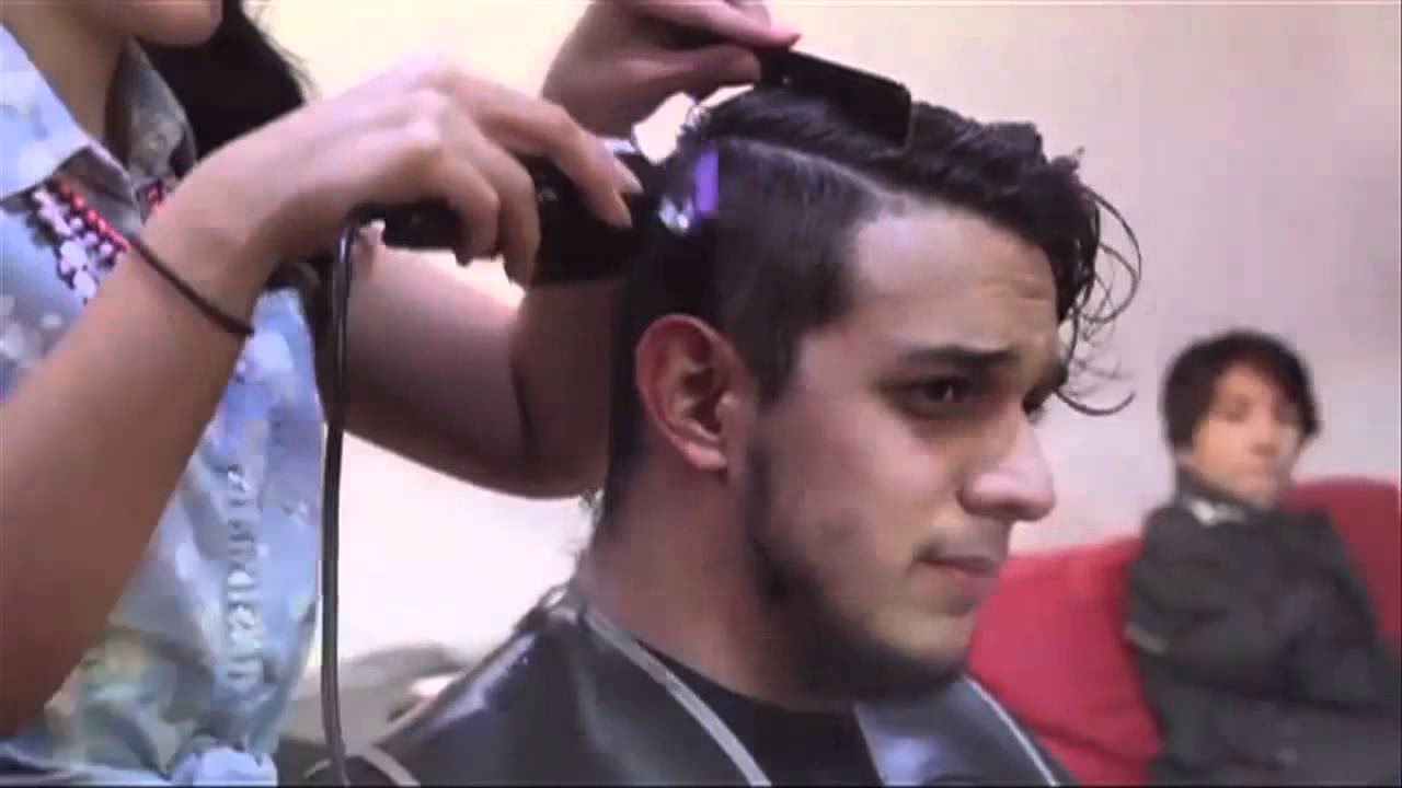 ¿Con qué frecuencia debe un chico cortarse el pelo?