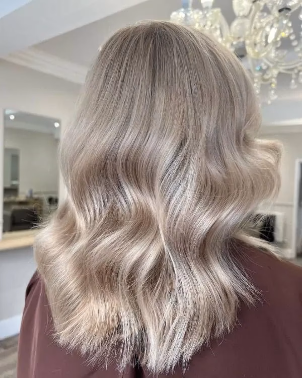 ¿De qué color es el champán para el cabello?