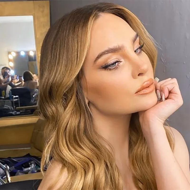 ¿Qué tono de cabello usa Belinda?