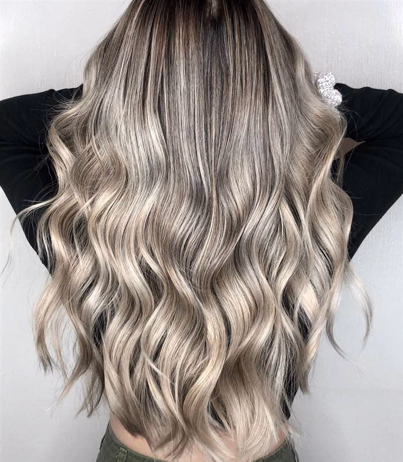 ¿Cuál es el rubio cenizo más claro?