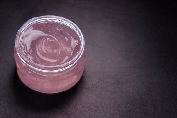 ¿Cómo puedo hacer que mi peinado dure todo el día?