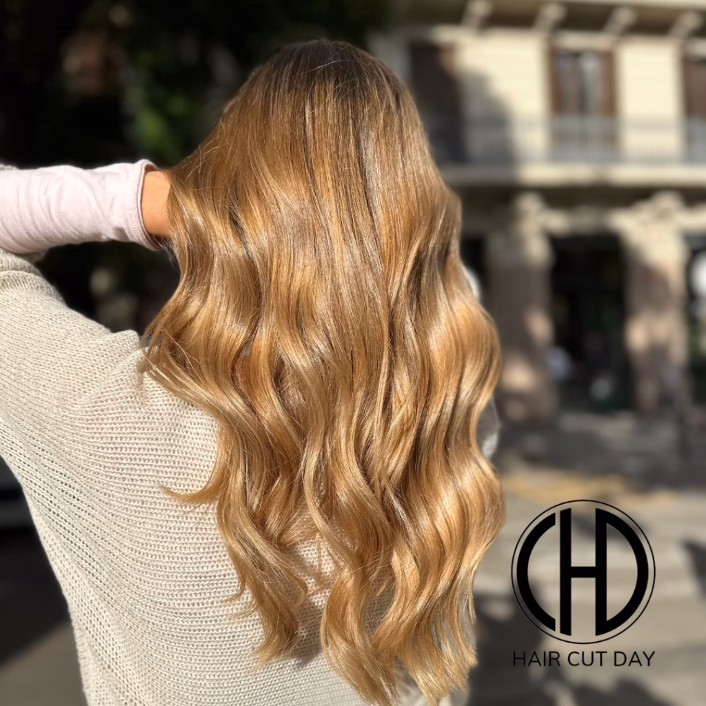 ¿Cómo puedo mantener el color rubio de mi cabello?