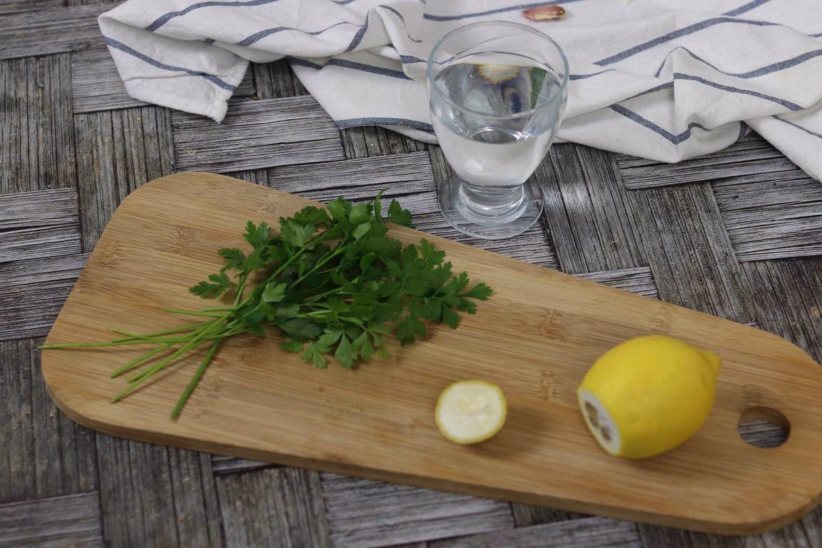 ¿Cómo quitar el olor a ajo del cuero cabelludo?