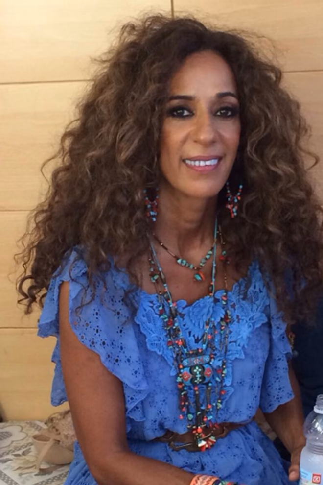 ¿Qué le pasó al hermano de Rosario Flores?