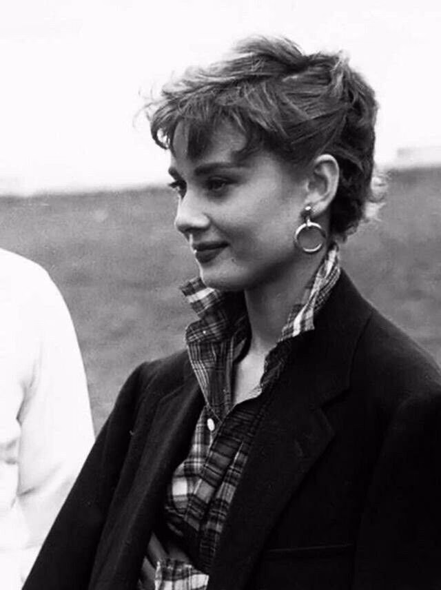 ¿Qué usaba Audrey Hepburn en su cabello?