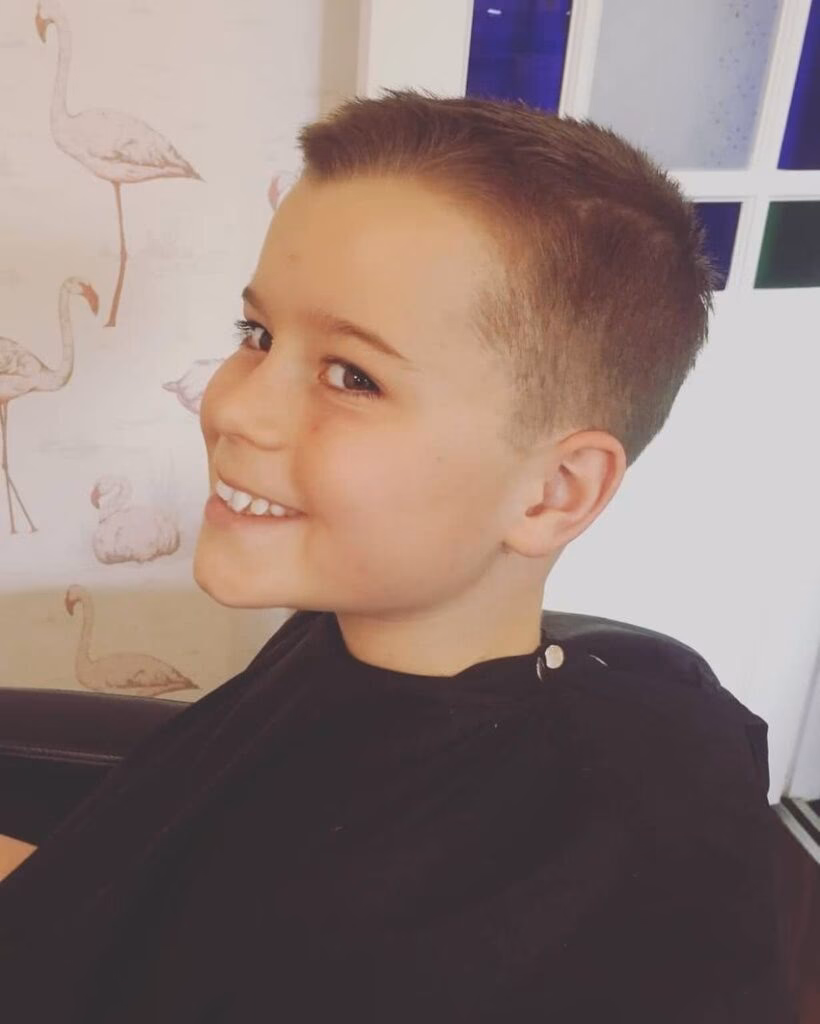 ¿Cómo cortar el pelo a un niño difícil?