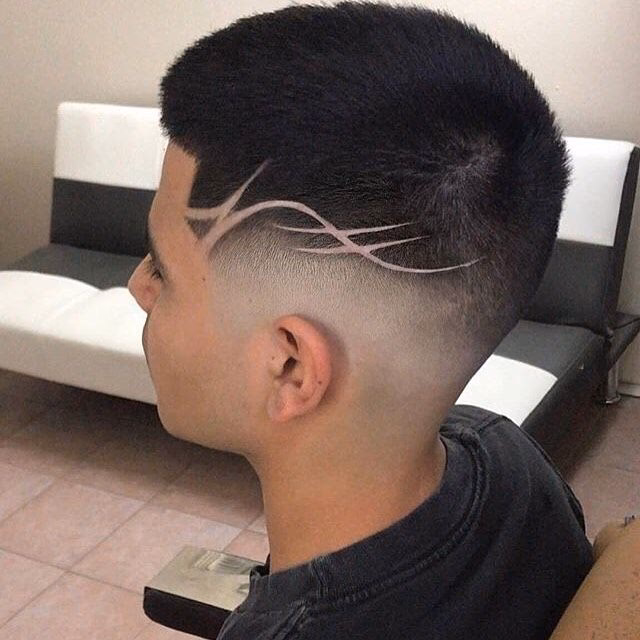 ¿Qué es un diseño freestyle en el cabello?