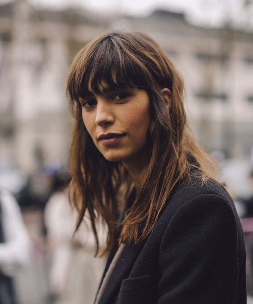 ¿Cómo se llama el corte de mujer hasta los hombros?