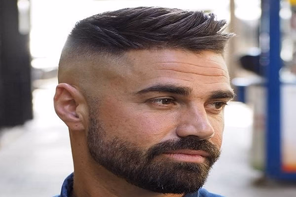 ¿Cómo ocultar la calvicie en un hombre?