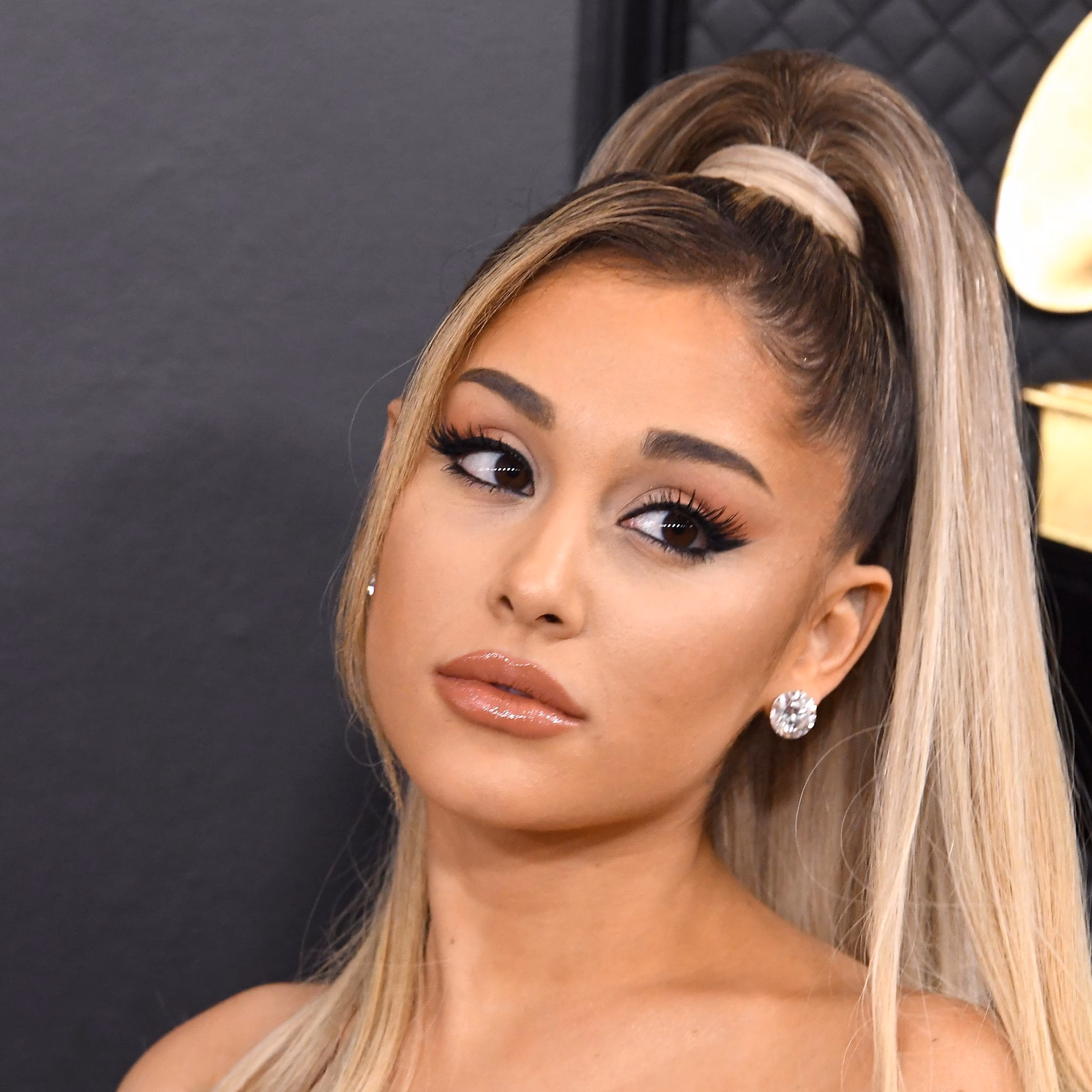 ¿Cuáles son las medidas de Ariana Grande?