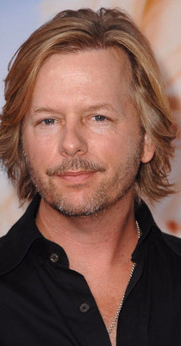 ¿Quién es la novia de David Spade?