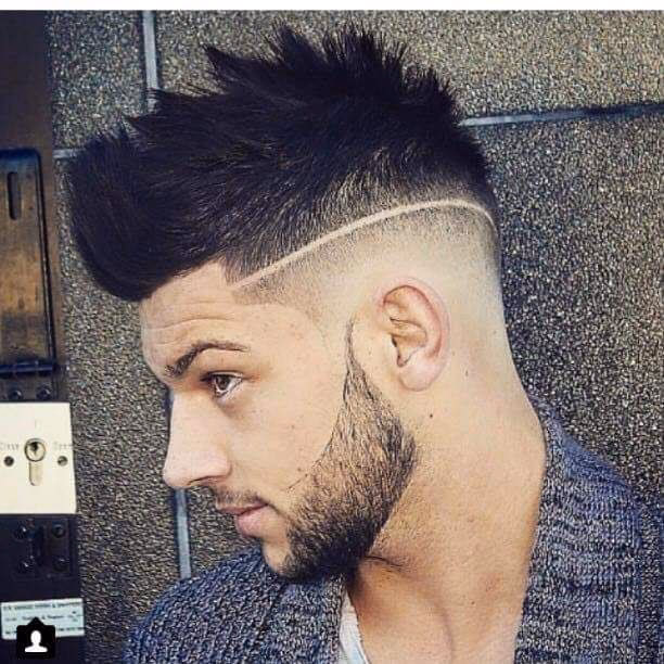 ¿Cuáles son los mejores cortes de pelo para hombres mayores con dinero?