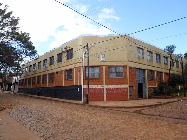 ¿Cuántas escuelas hay en Misiones?