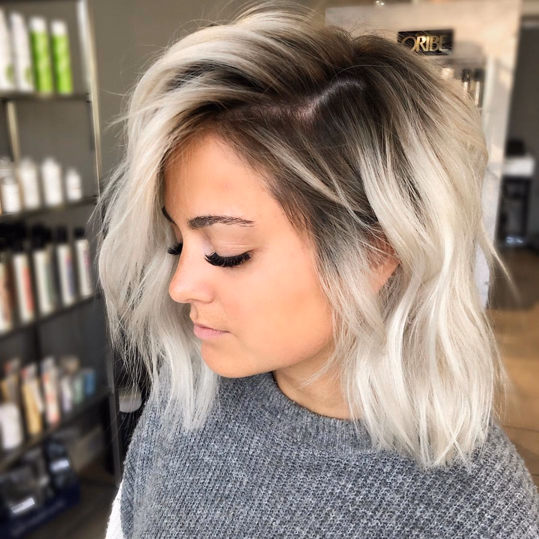 ¿Qué es la raíz falsa en el cabello?