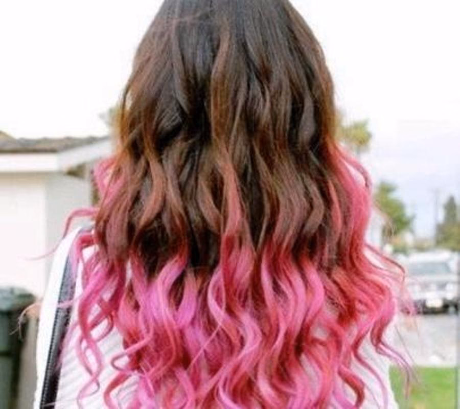 ¿Cómo teñir tu cabello de dos colores sin que se destiña?