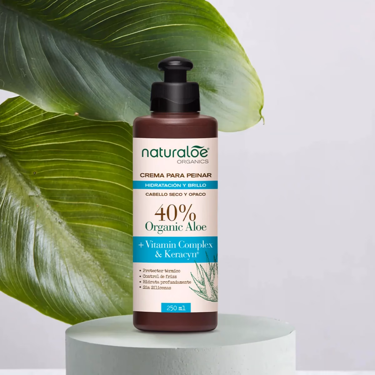 ¿Qué efectos tiene la crema de peinar en el cabello?