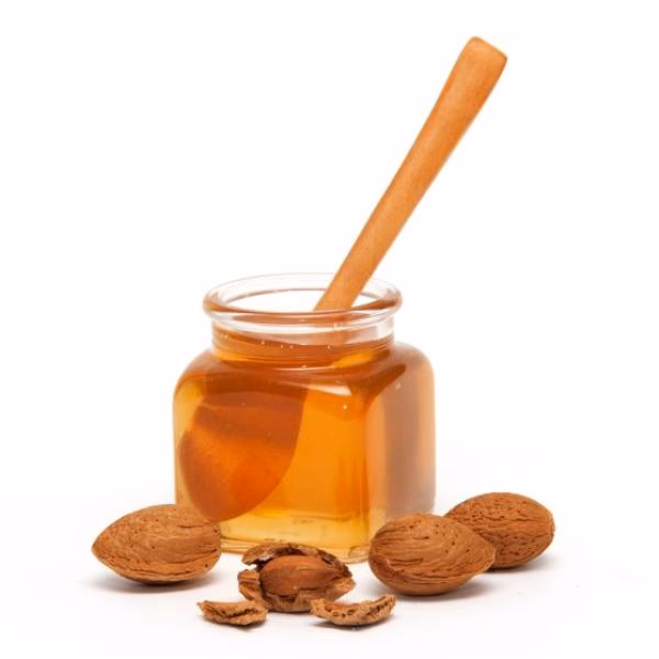¿Para qué sirve la miel con aceite de almendras?
