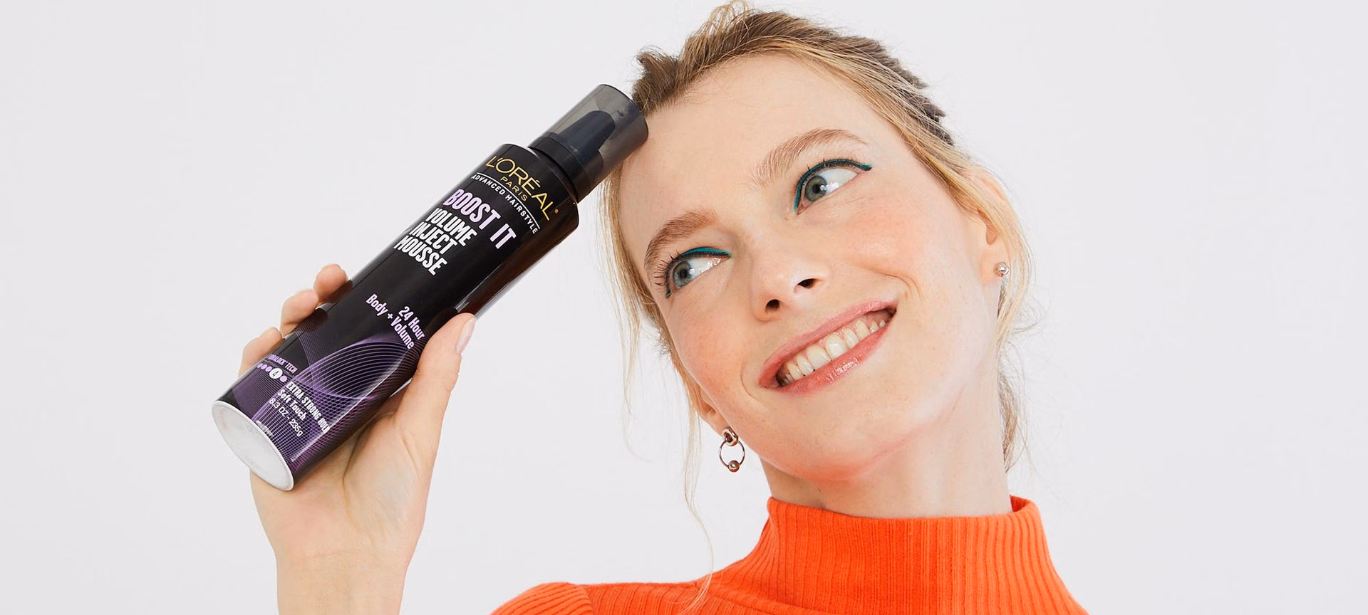 ¿Se puede usar calor en el cabello con mousse?