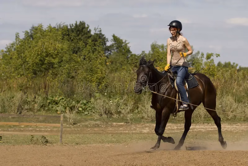 ¿Cómo se llaman las mujeres que montan a caballo?