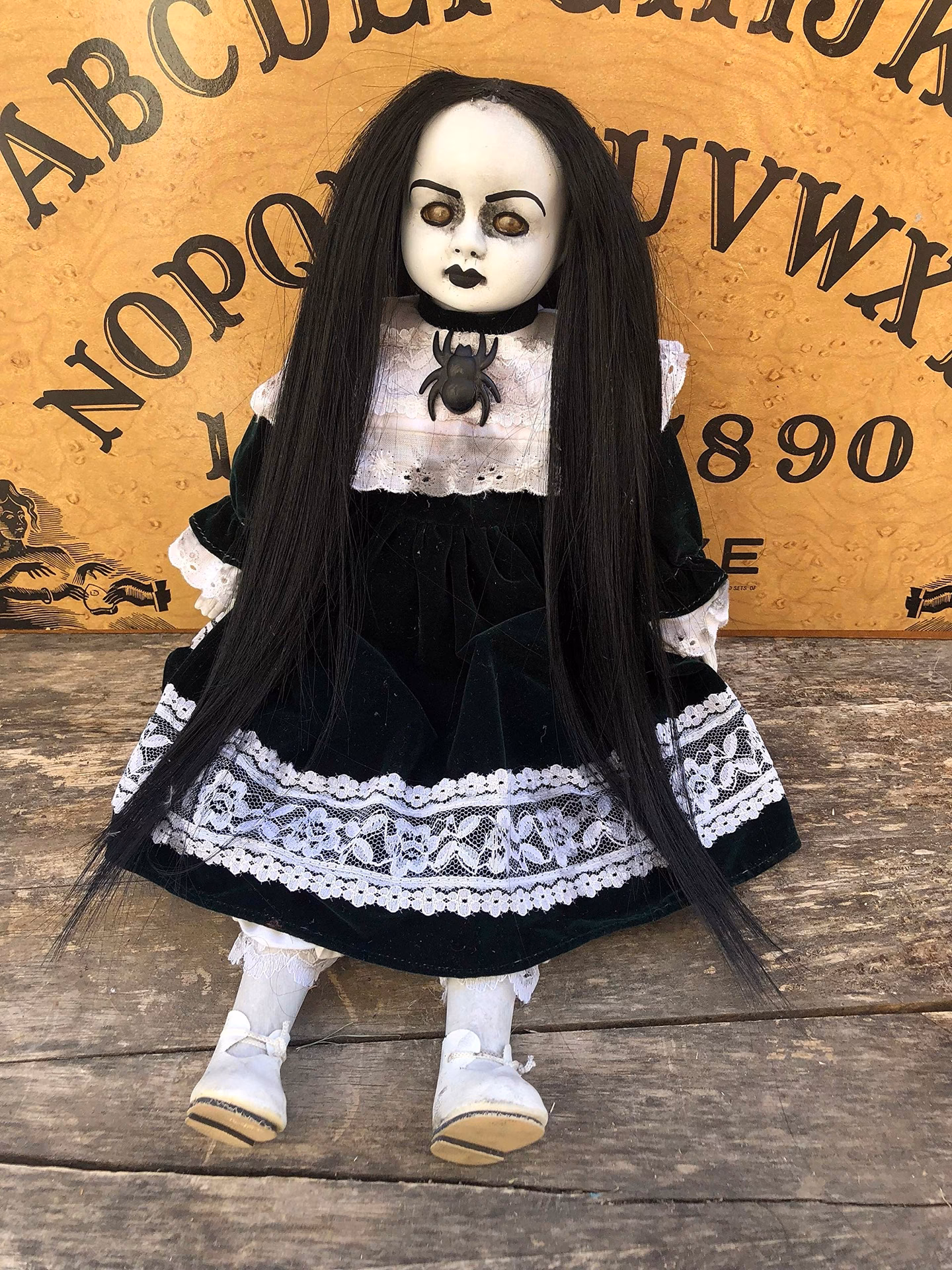 ¿Cuál es la leyenda de la muñeca Okiku?