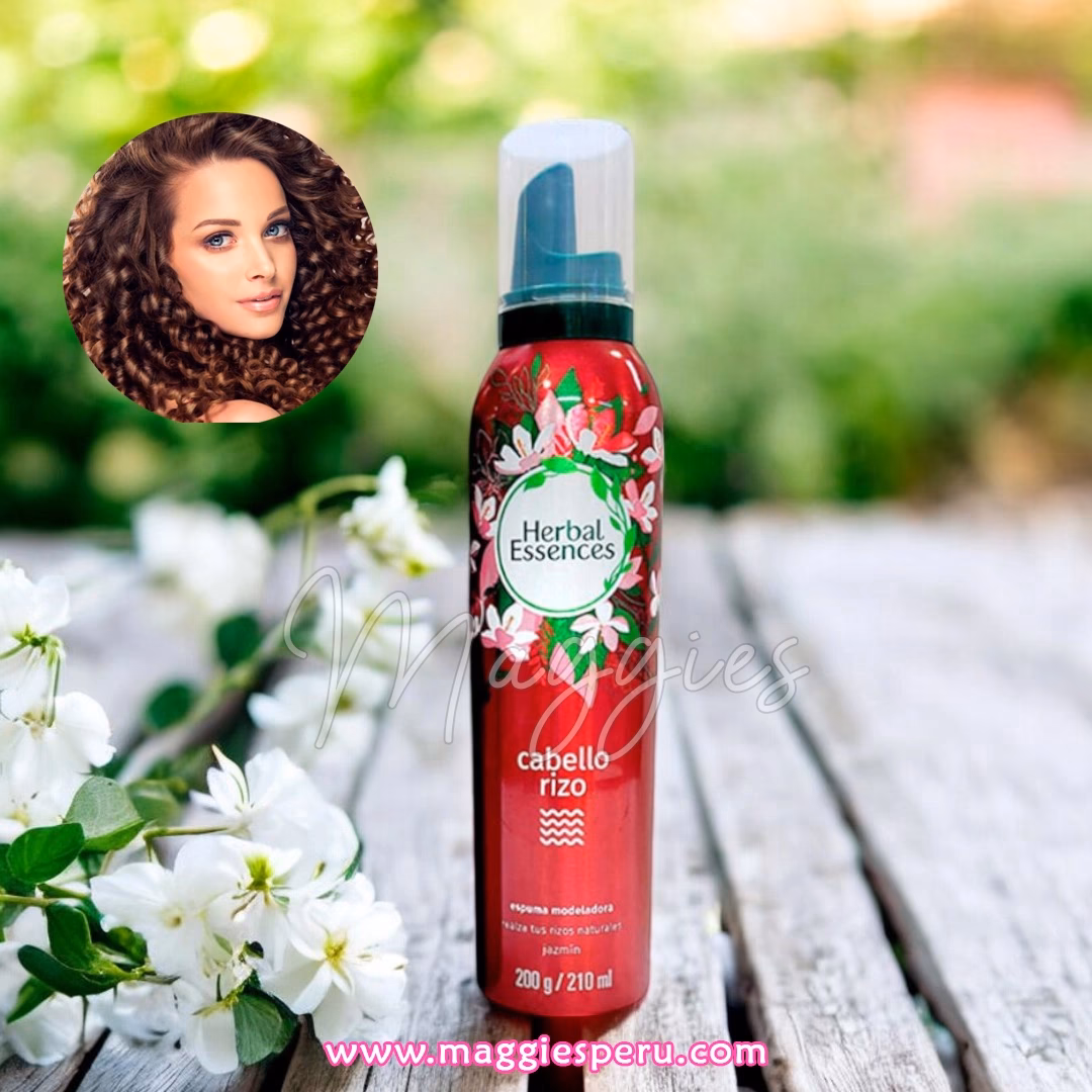 ¿La mousse es buena para peinar el cabello rizado?