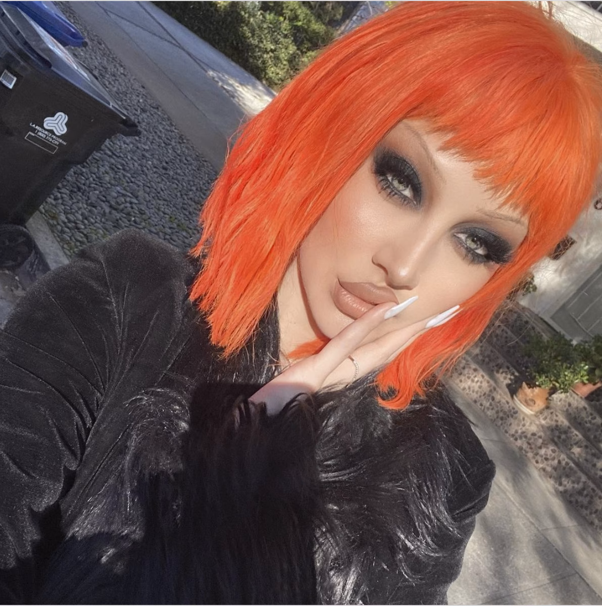 ¿Qué tono de tinte matiza el naranja?