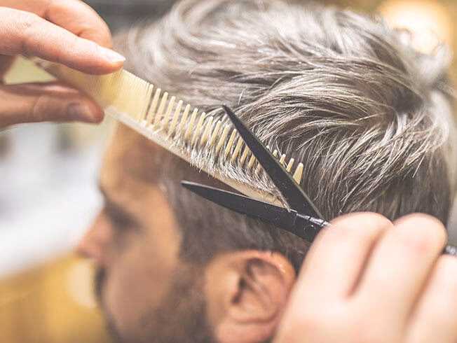 ¿Qué significa no cortarse el pelo?