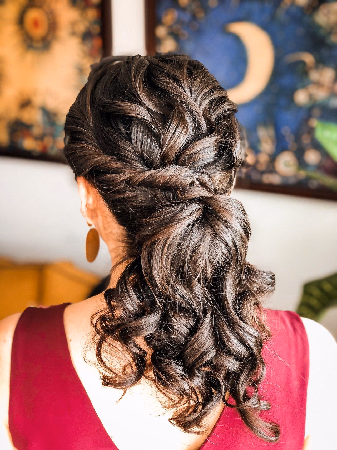 ¿Cómo hacer peinado de una cola?