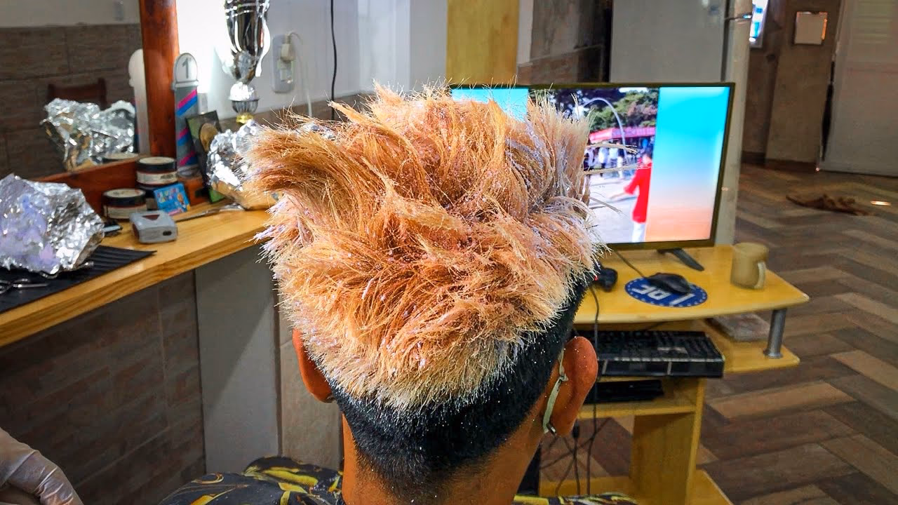 ¿Cuánto tardan en irse los claritos en el pelo?