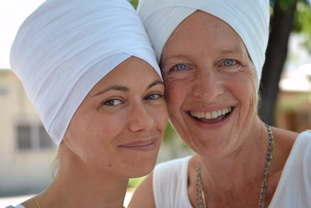 ¿Por qué se usa un turbante en Kundalini Yoga?