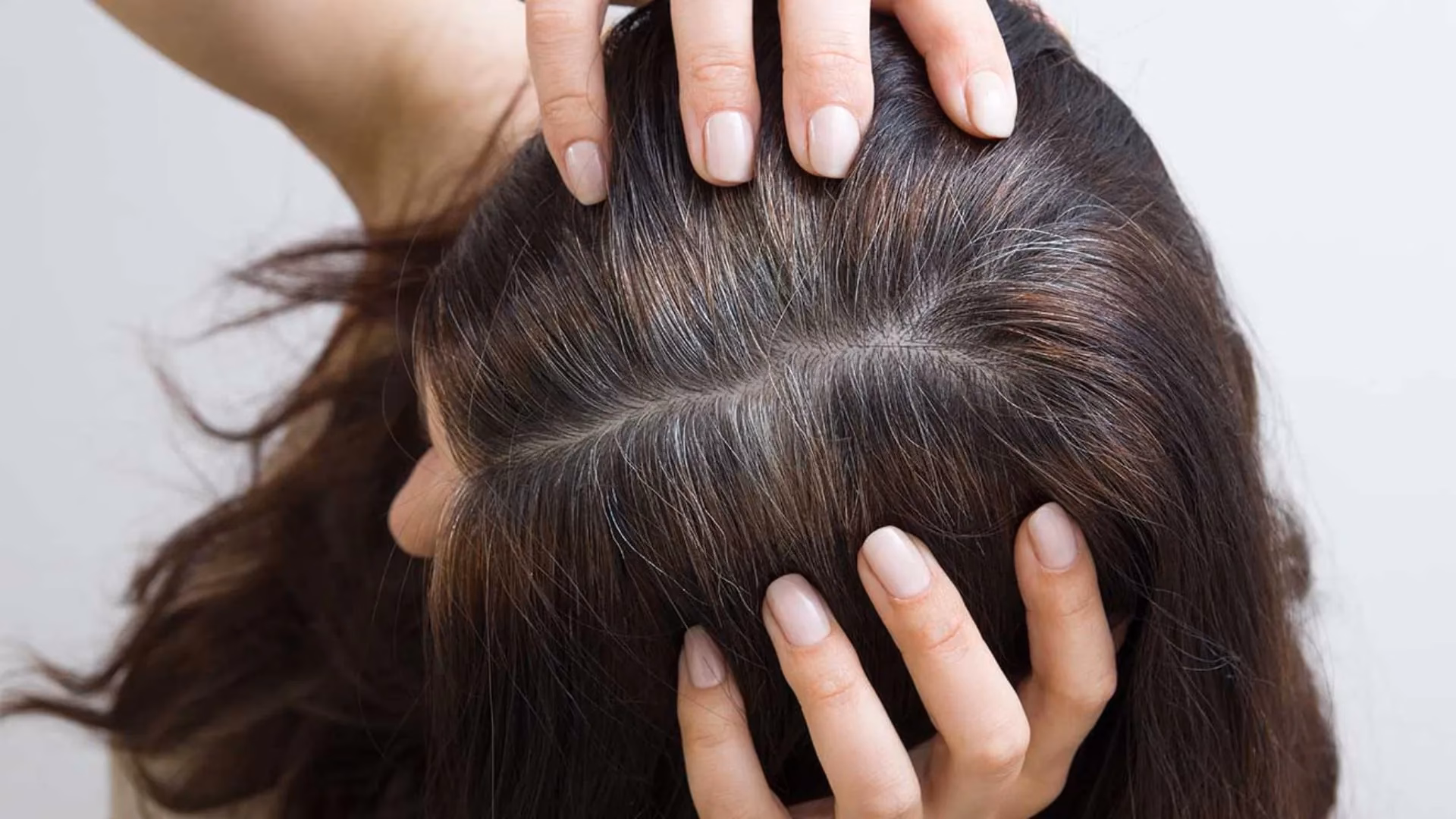 ¿Por qué dejamos de producir melanina?