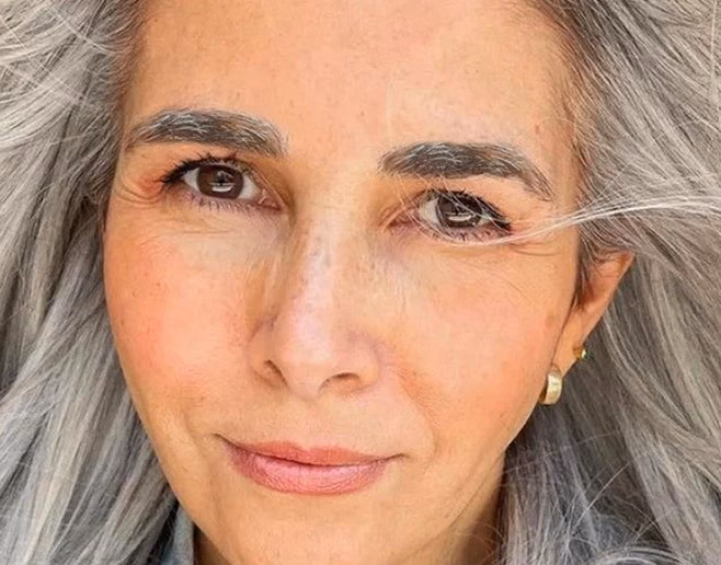 ¿Por qué me salen canas en las cejas?