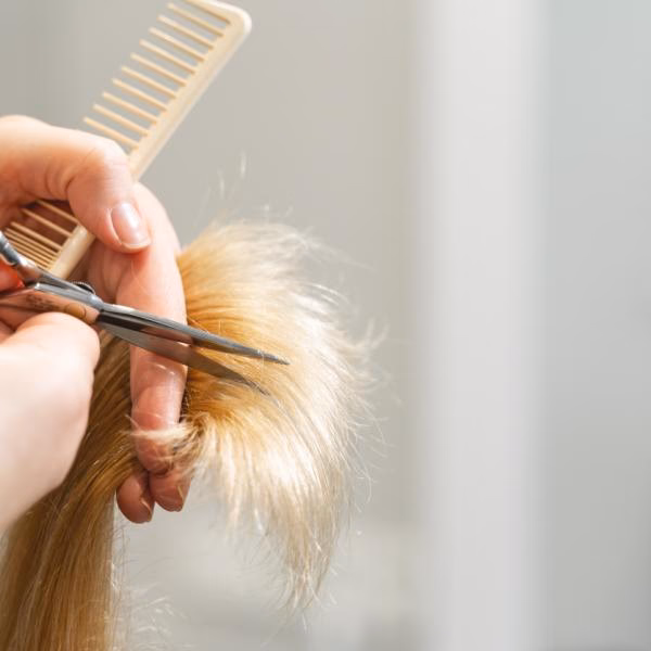 ¿Qué beneficios aporta recortarse las puntas?