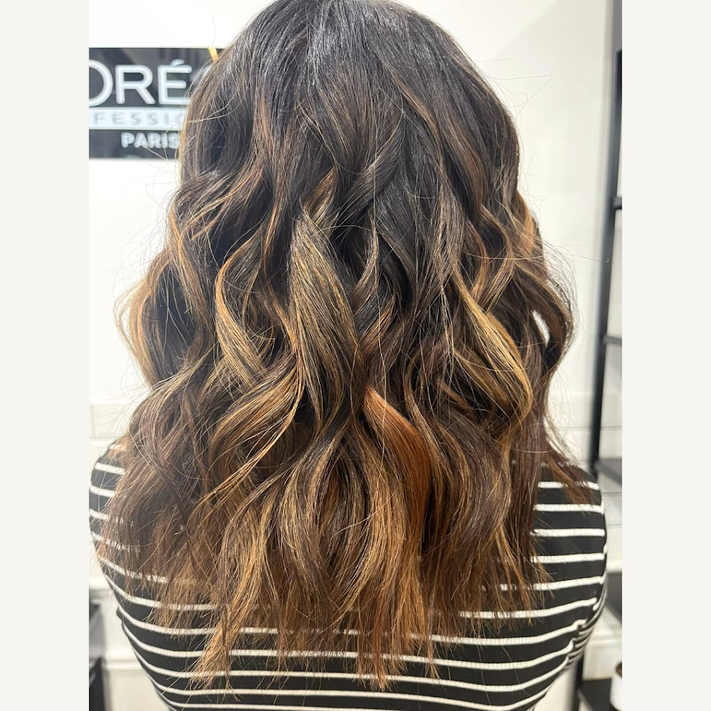 ¿Qué beneficios tiene el balayage?