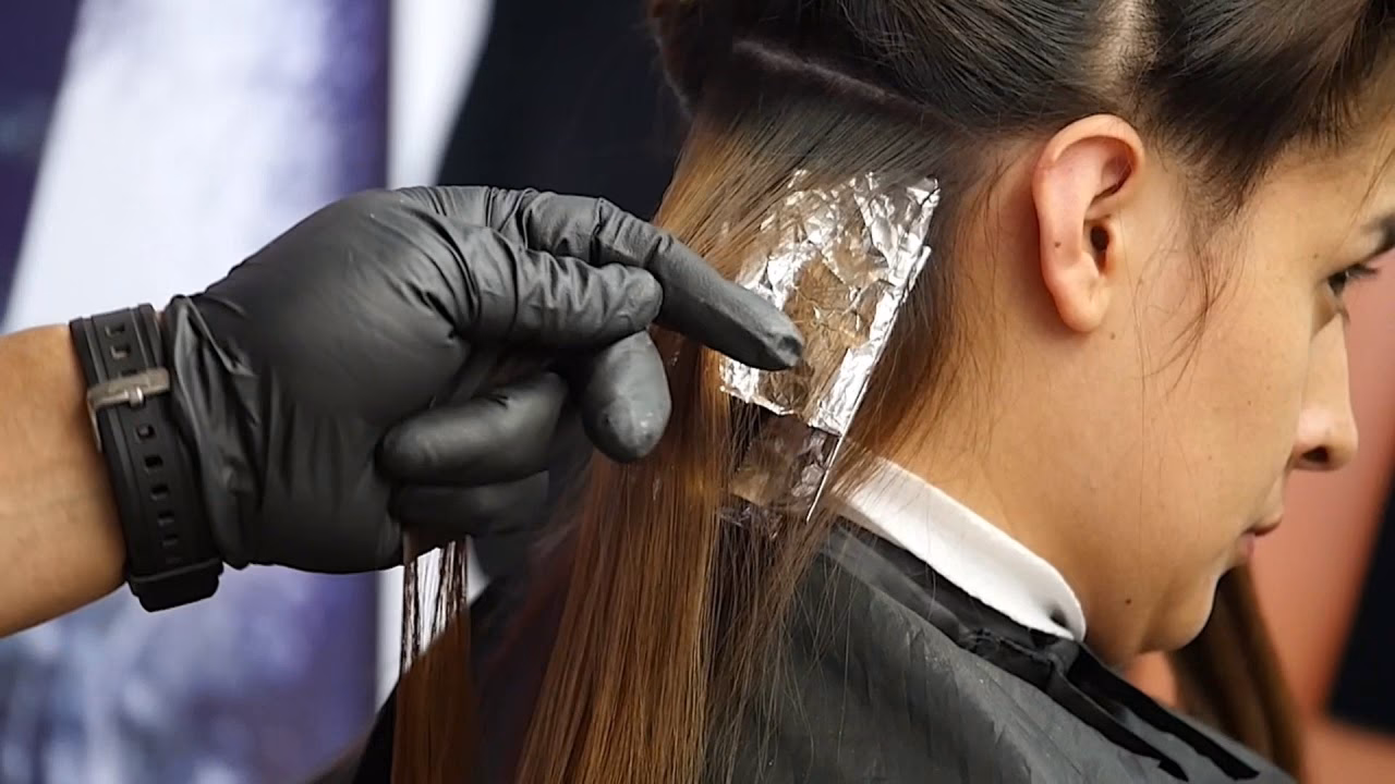 ¿Qué se necesita para hacer reflejos en el cabello?