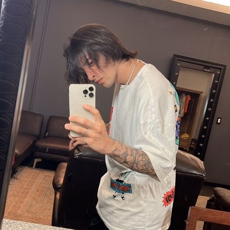 ¿Cómo se llama el novio de Robleis 2025?