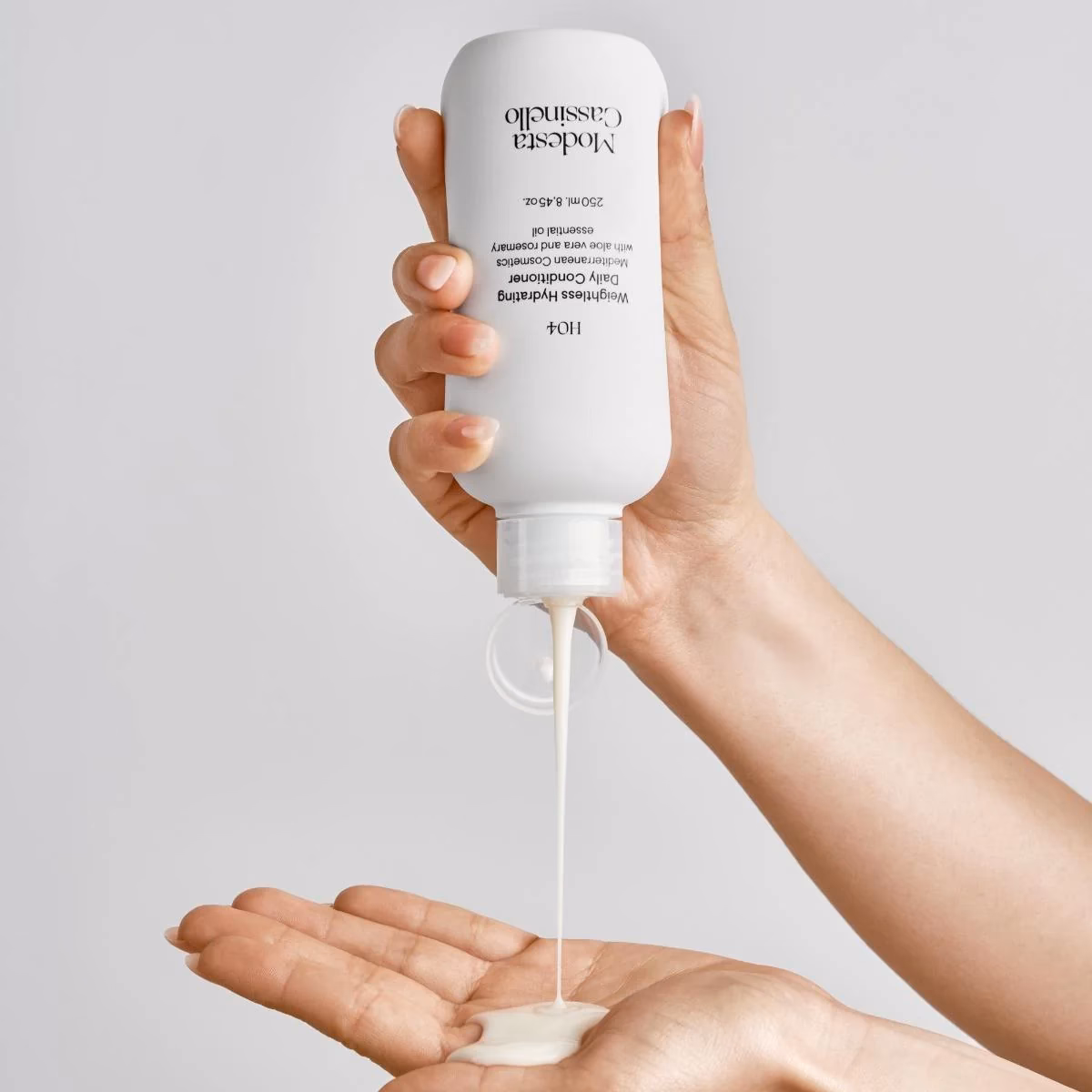 ¿Qué hace el acondicionador en la ropa?