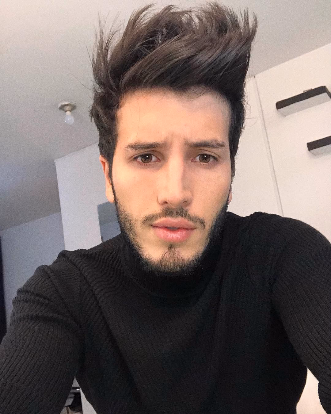 ¿Qué religión profesa Sebastián Yatra?