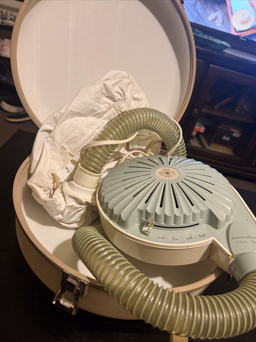 ¿Cómo eran los secadores de pelo antiguos?