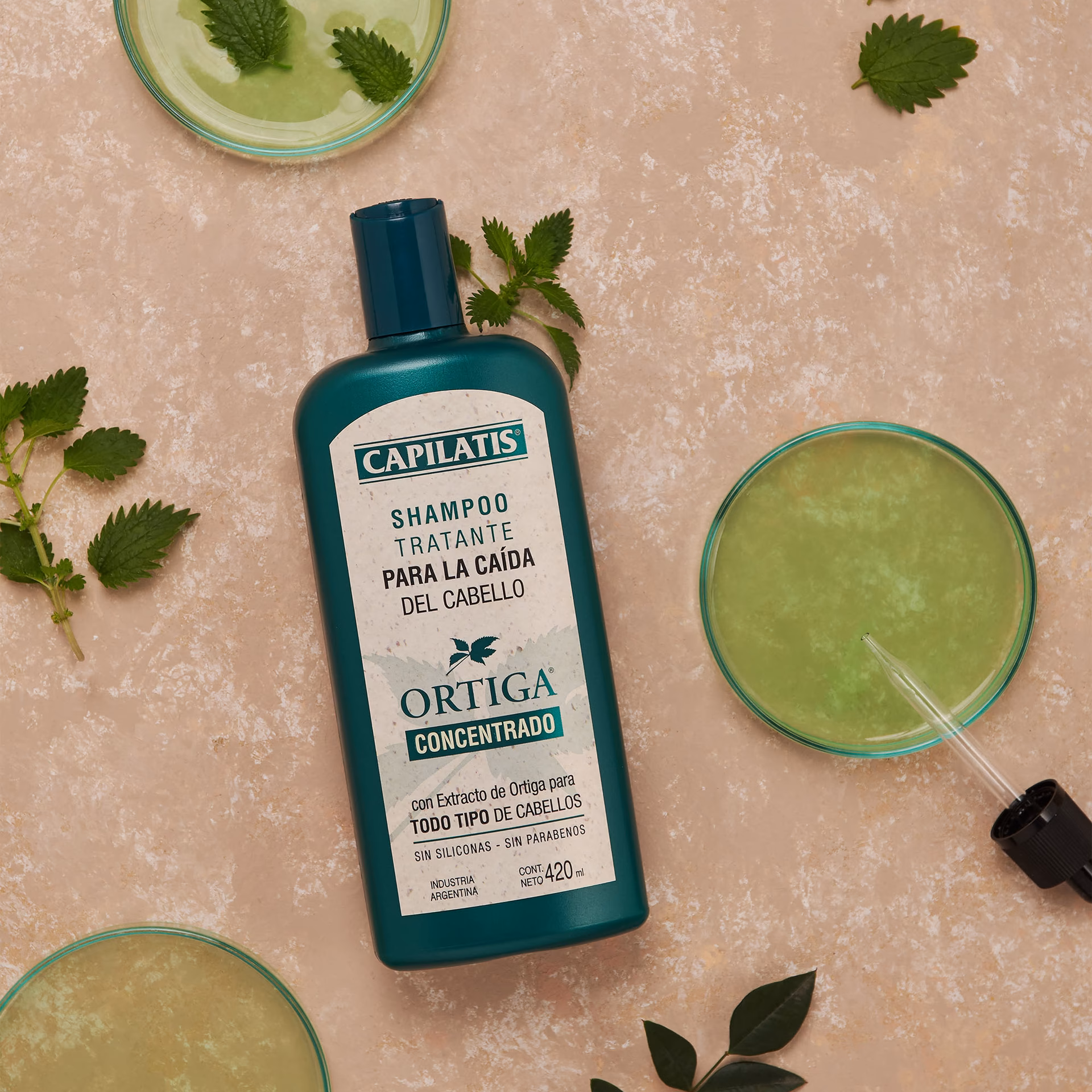 ¿El champú de ortiga es bueno para la caída del cabello?