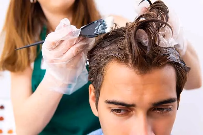 ¿Qué tanto daño hace teñirse el pelo?