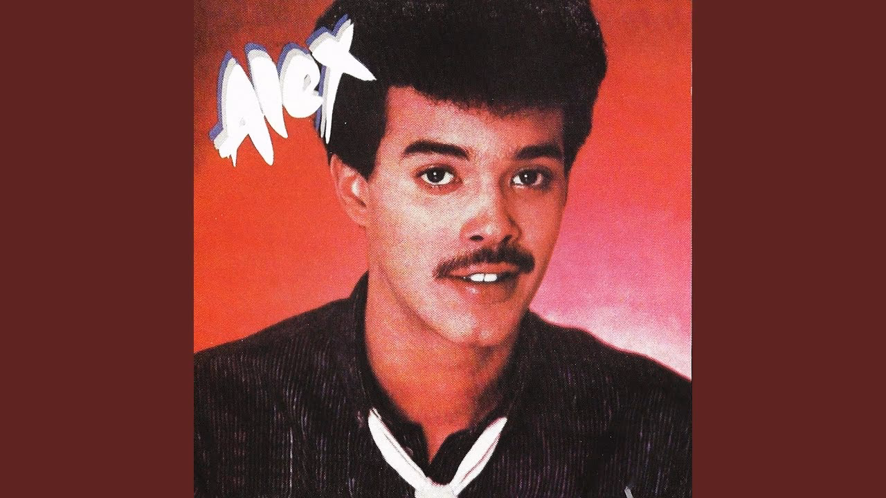 ¿Qué canta Alex Bueno?