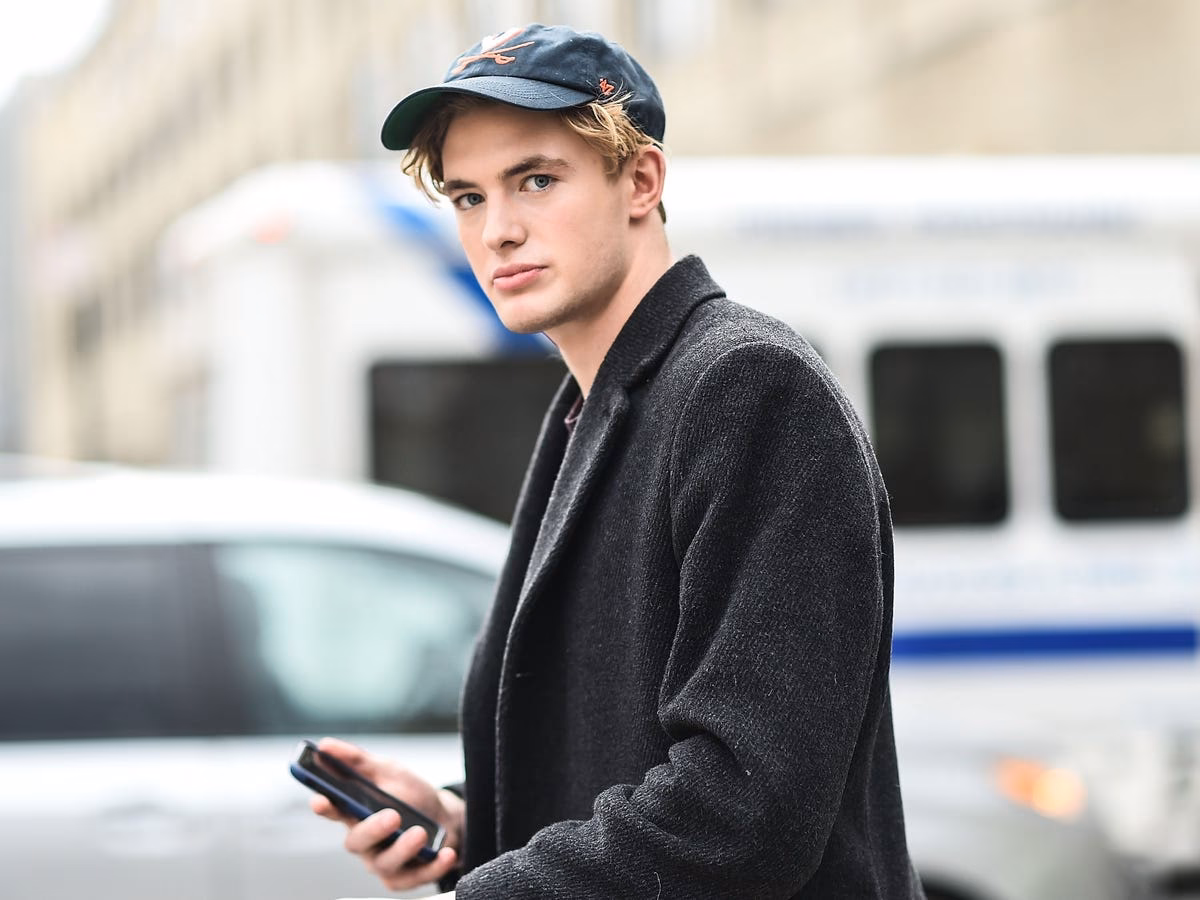 ¿Qué pasa si uso gorra todos los días?